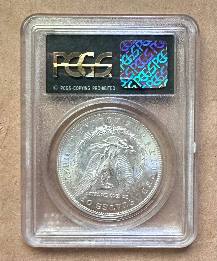 оборотная сторона слаба PCGS с защитной голограммой
